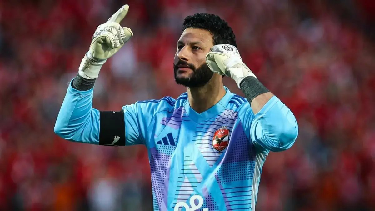 عاجل: الأهلي يفضح الحكم ويطالب بإلغاء قرار صادم - إيقاف الشناوي 4 مباريات بسبب "ألفاظ غير لائقة ودفع باليد"!