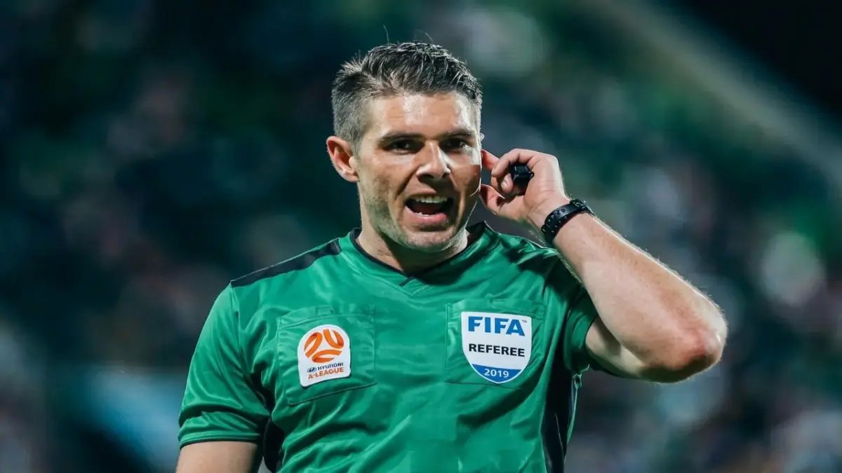 مصدر رسمي يكشف: هذا هو الحكم الدولي الذي سيدير لقاء الهلال والسد الصعب في آسيا - أرقام تحكيمه صادمة!
