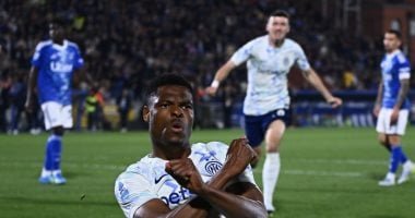 إنتر ميلان يقلب الطاولة على كومو بريمونتادا مثيرة في الدوري الإيطالي.. فيديو