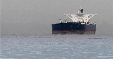 الادعاء العام الأمريكى: سنلاحق كل من يشترى أو يبيع النفط الإيرانى