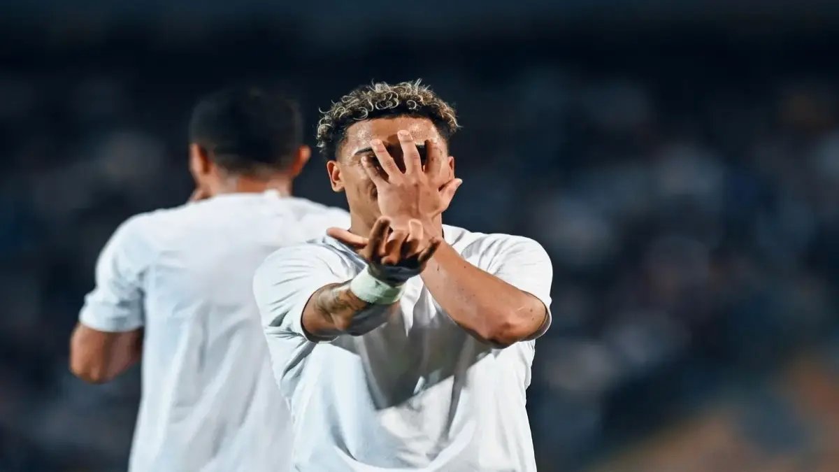 عاجل: قرار مفاجئ يُغير موازين الزمالك أمام شباب بلوزداد... بيزيرا يُستبعد وتدريب بينزا يبدأ غداً!