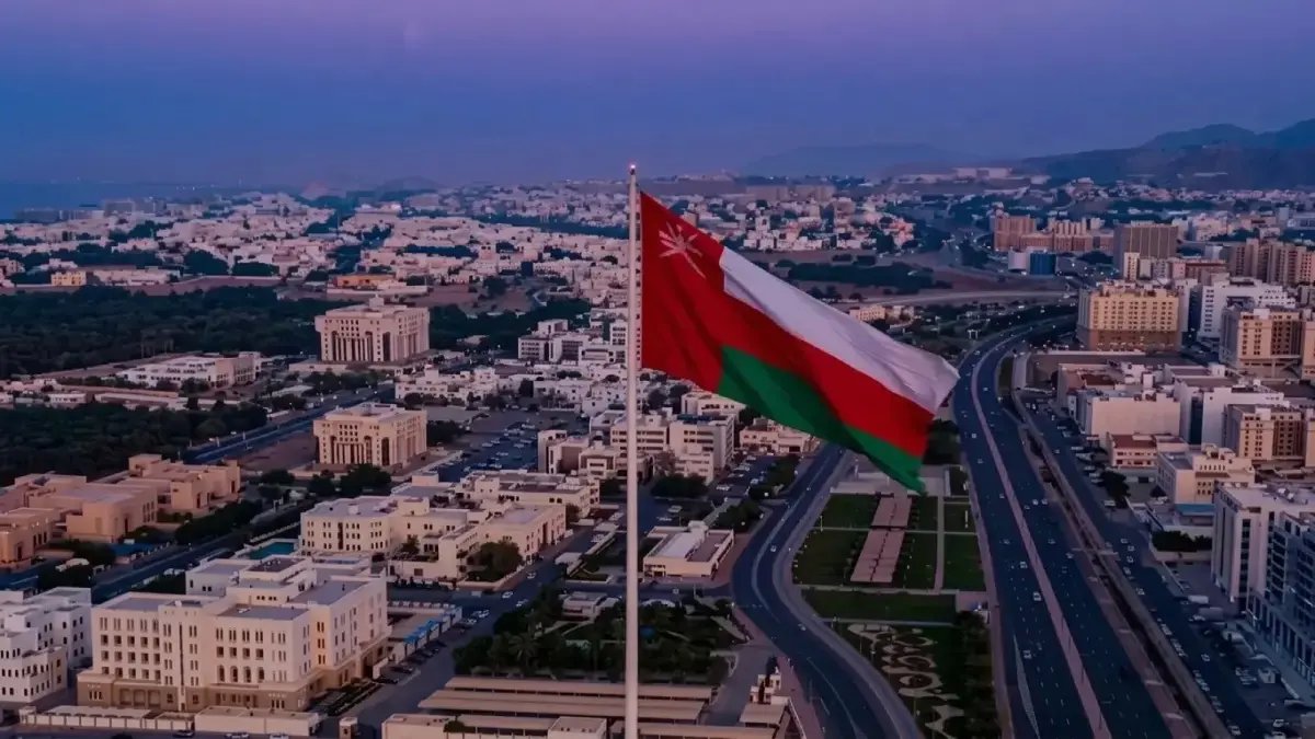 كل انتظارك السابق سيكون خطأ فادحًا.. كيف حولت سلطنة عُمان المهلة إلى 30 يوماً فقط كحد أقصى؟