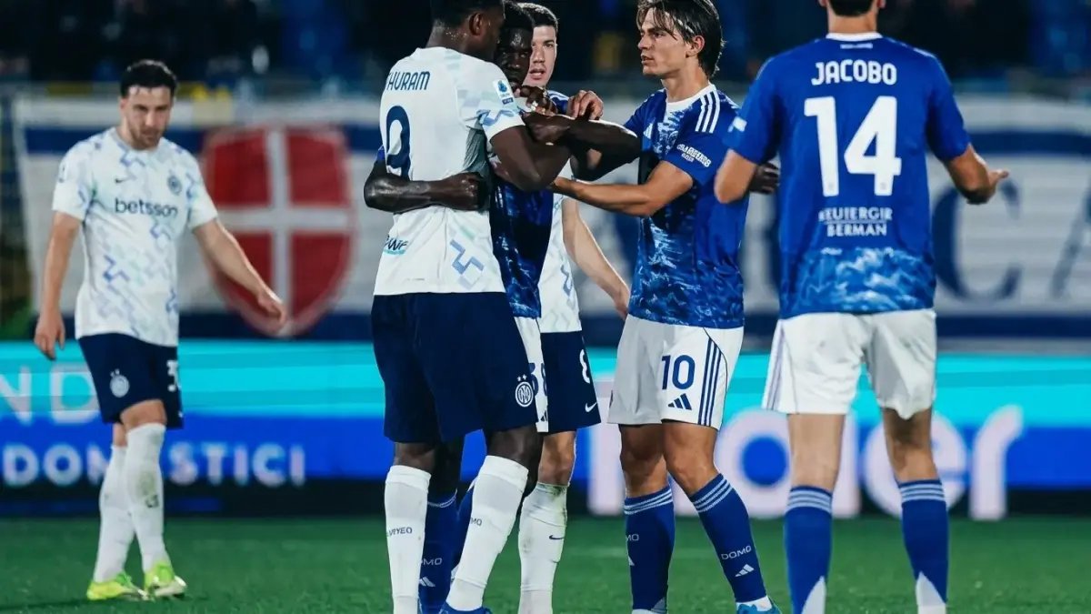 عاجل: إنتر ميلان يقلب تأخره بهدفين ويحقق فوزاً صاعقاً 4-3 على كومو.. ويوسع الفارق في الصدارة!