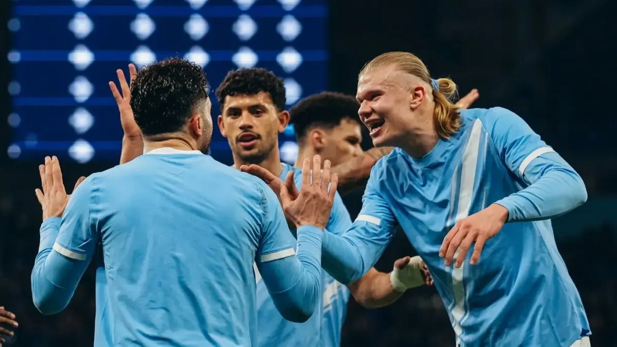 الأحد الحارق في عالم كرة القدم: تشيلسي يلتقي السيتي والترجي يواجه صنداونز.. مواعيد وأرقام كل المباريات والقنوات