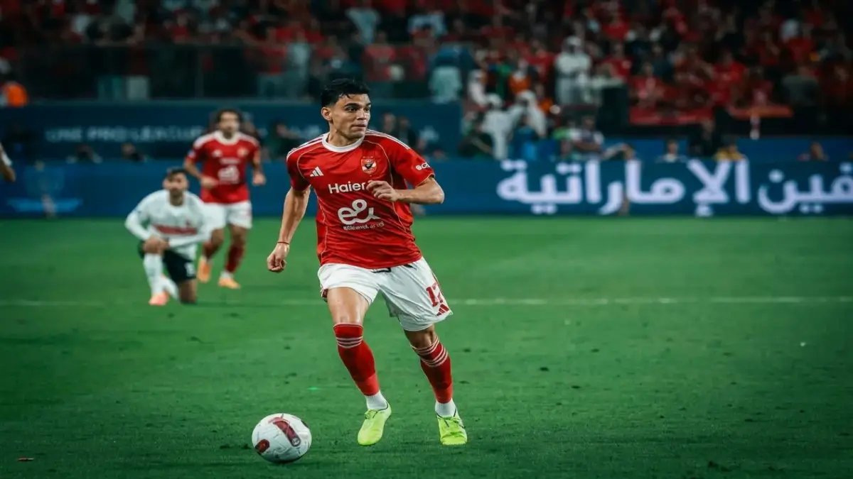 عاجل: شوبير يكشف مفاجأة صادمة عن حسين الشحات… لاعب الأهلي كان يخوض معركة سرية من أجل الإيقاف!