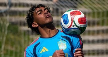 لامين يامال يتحدى قبل موقعة أتلتيكو مدريد: الريمونتادا مسؤولية جماعية