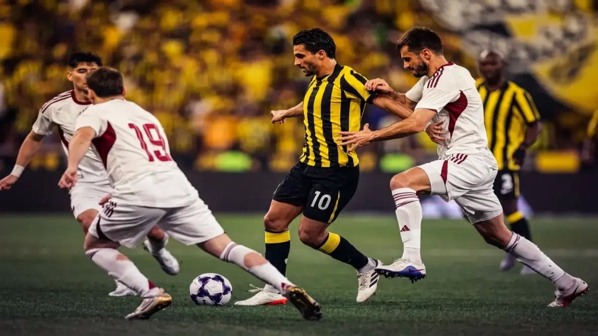 صادم: الاتحاد يخطف التأهل بثواني قاتلة! هدف في اللحظة 100 يحسم معركة تاريخية بالإنيماء