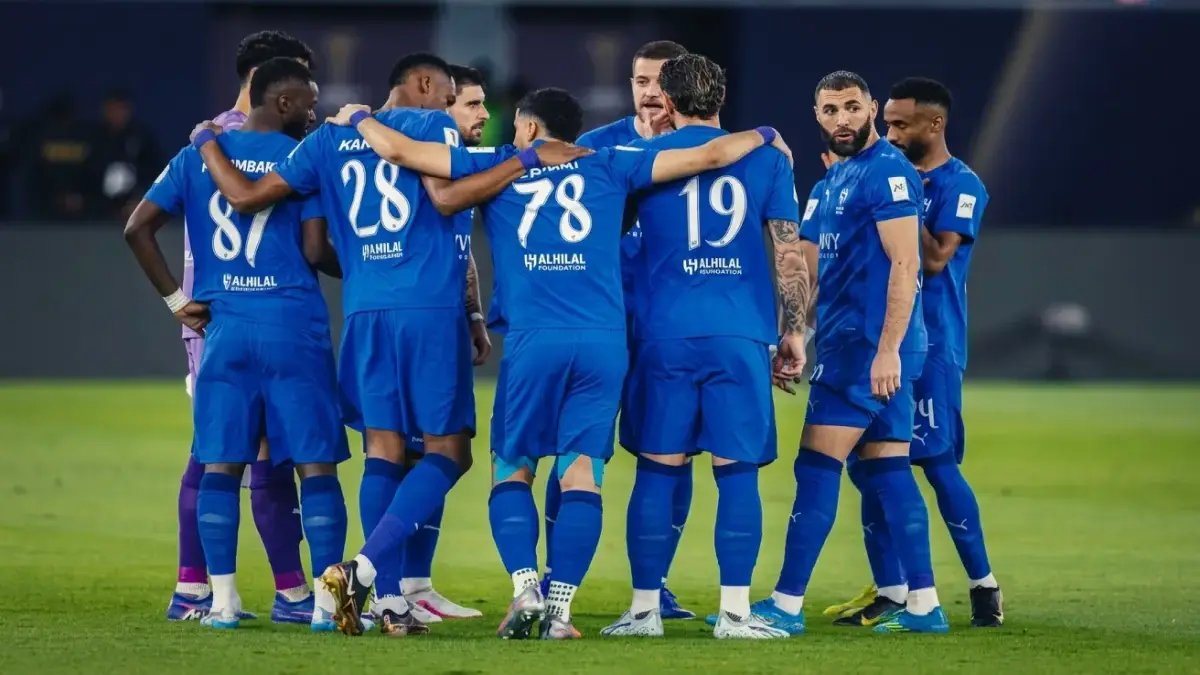 عاجل: صدمة الهلال… بنزيما يسقط ركلة حاسمة ويودع الفريق من أسيوية النخبة في مشهد درامي