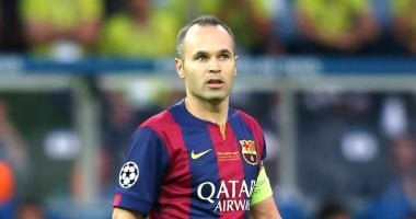 7 أساطير للعب النظيف فى ملاعب العالم بلا بطاقة حمراء.. إنييستا الأبرز