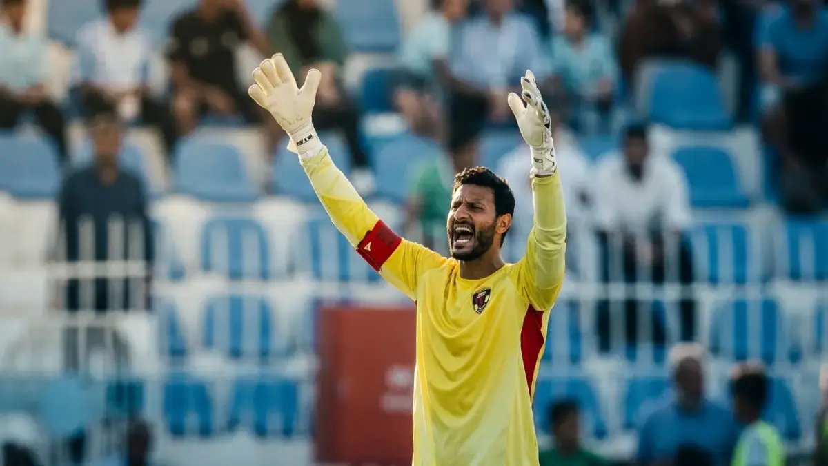 عاجل: الشناوي لا يعتزل.. ويواصل في الأهلي لموسمين - عبدالجواد ينفي الشائعات ويكشف عن الموقف الصادم تجاه الحكم!