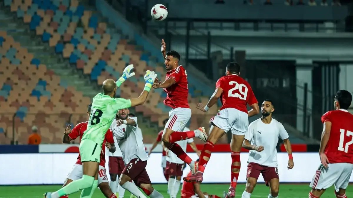 شاهد: شريف حازم يفجر قنبلة حول انسحاب الأهلي من القمة - كواليس الصراع مع اتحاد الكرة تنكشف!