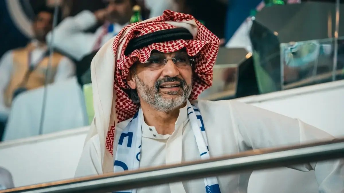 عاجل: صفقة تاريخية… الوليد بن طلال يوقع اليوم على استحواذه بنسبة 70% على نادي الهلال - تفاصيل المكان والتوقيت