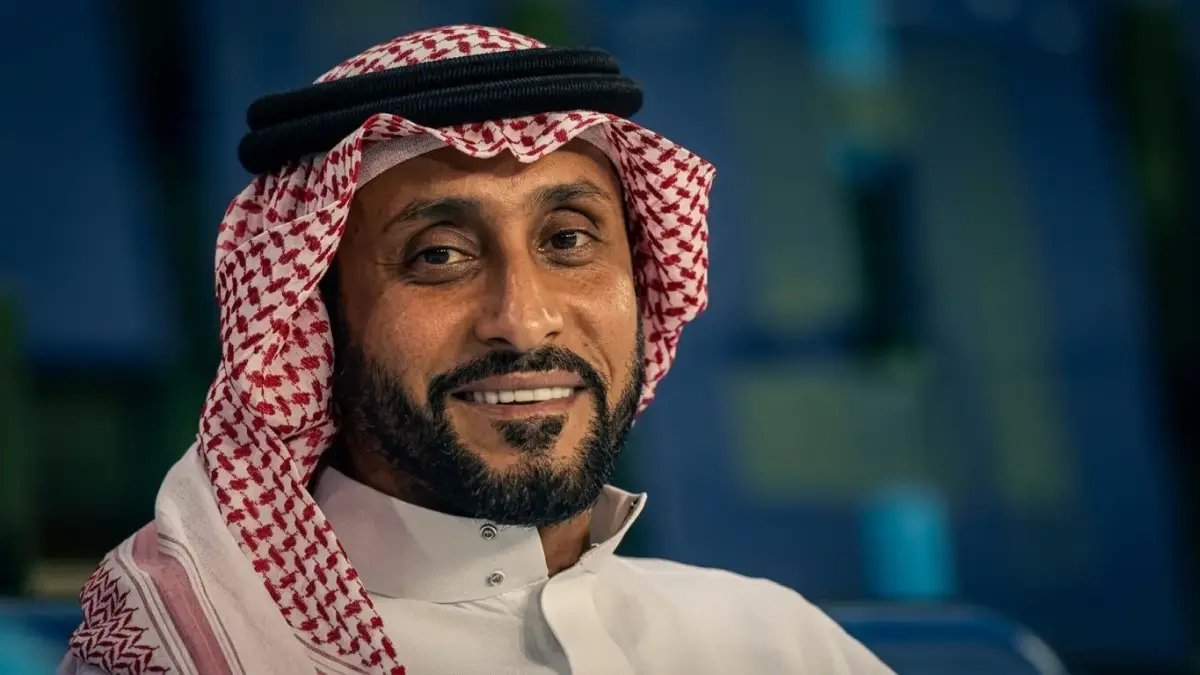 فيديو صادم: سامي الجابر يفضح سبب كارثة الهلال: "لقد رجعنا 15 سنة للوراء والسبب مخيف!"