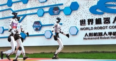 300 روبوت للمشاركة بمارثون فى بكين للمرة الأولى.. ما القصة؟