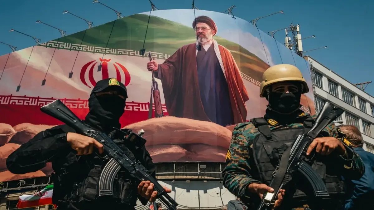 عاجل: اجتماع سري في طهران… باكستان تحمل رسالة واشنطن لإيران - هل تبدأ مفاوضات نووية جديدة الخميس؟