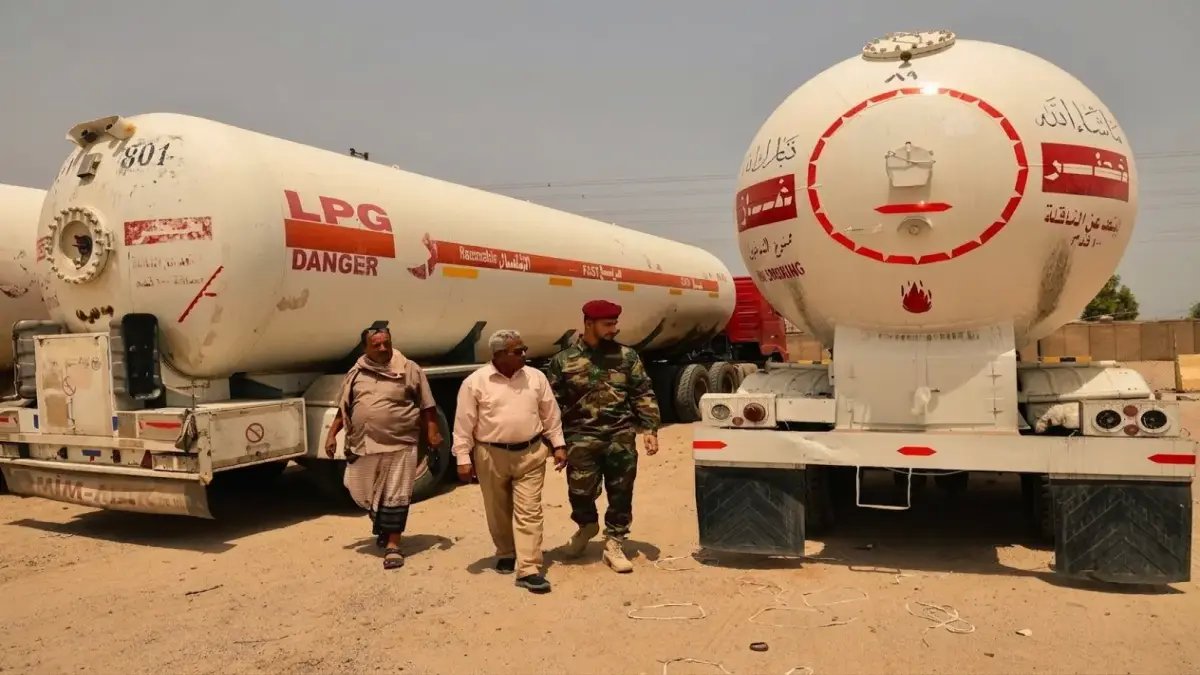 عاجل: الشركة اليمنية للغاز تسيّر 783 مقطورة غاز خلال نصف شهر… عدن تحصل على 181 مقطورة أولوية لإنهاء أزمتها الشائكة!