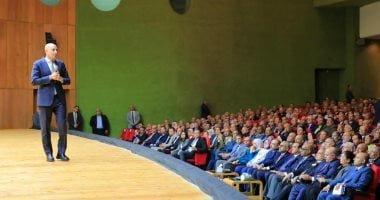 وزير التعليم يعقد لقاءً مع 1500 خبير تربوي لتطوير الأداء داخل المدارس