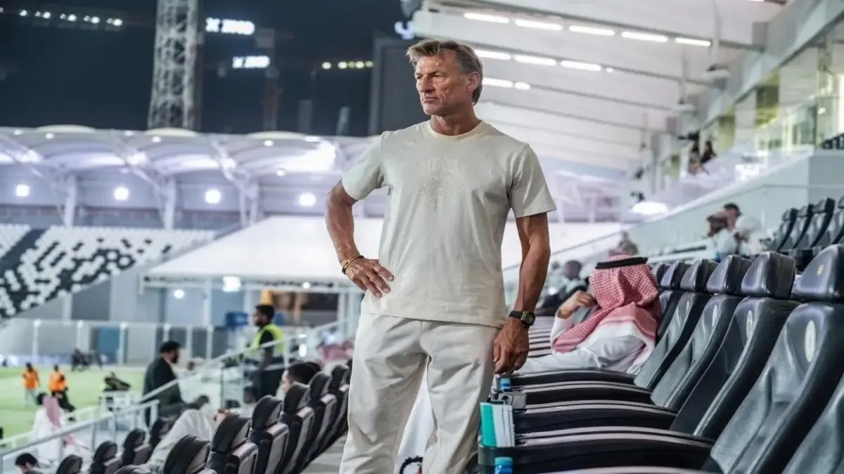 ليكيب تكشف: رينارد يخرج من الأخضر بهذه الصورة الصادمة… قرار ينهي مشواره قبل المونديال!