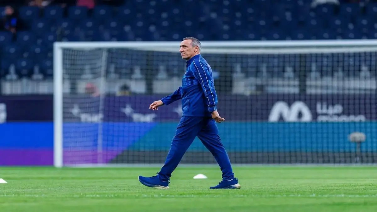 عاجل: الاتحاد السعودي يُدفع 22 مليون ريال لرينارد! … عقد المدرب البديل في طريق الخليج؟