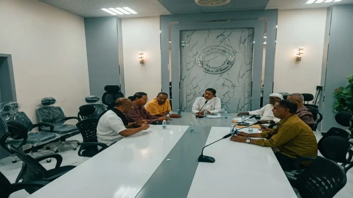 عاجل في حضرموت: قرارات جديدة صادمة تُغيّر مستقبل كرة القدم في الوادي.. اجتماع القيادات يكشف خططاً غير مسبوقة!