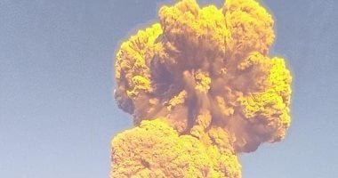 بركان دوكونو الإندونيسى يثور مجددا بعمود رماد يصل لـ 1.4 كيلومتر