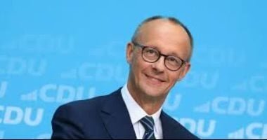 المستشار الألماني يدعو لاجتماع أمني عاجل لبحث مخاطر نقص وقود الطائرات