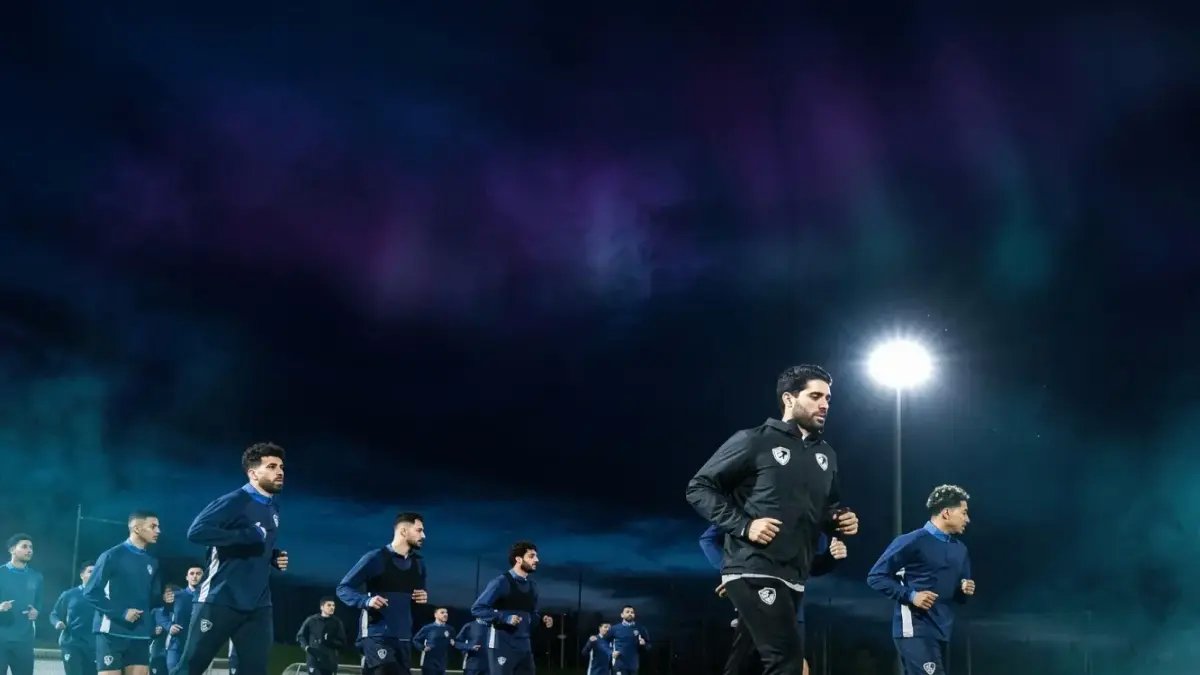 عاجل: انفجار التدريبات.. الزمالك يرفع الحمل البدني بشكل صاروخي قبل لقاء بيراميدز - المدير الفني يتابع كل لحظة!