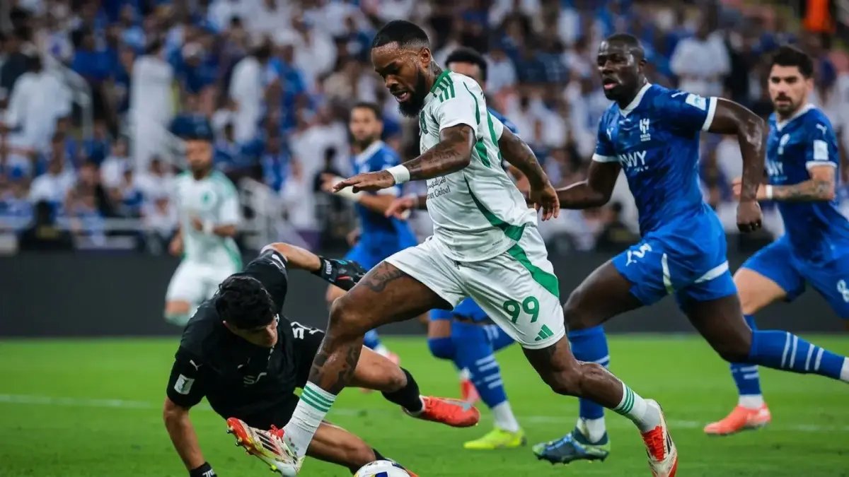 عاجل: الهلال يُعلن إصابة 3 نجوم قبل مباراة ضمك - إصابات خطيرة تهدد مشاركتهم في دوري روشن!