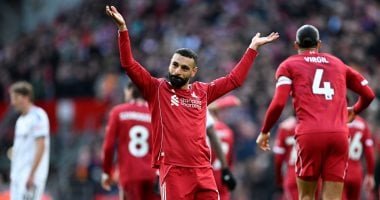 محمد صلاح يزين تشكيل الجولة في الدوري الإنجليزي