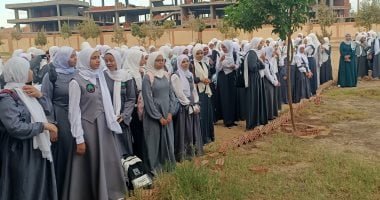 اليوم.. طلاب النقل الإعدادى الأزهرى يؤدون امتحاناتهم فى الفقه والنحو والصرف