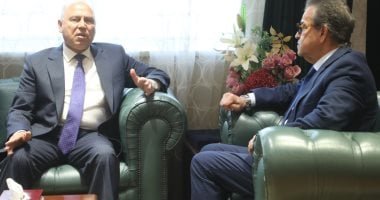 خالد عبدالغفار يبحث مع كامل الوزير ملفات التعاون الهامة