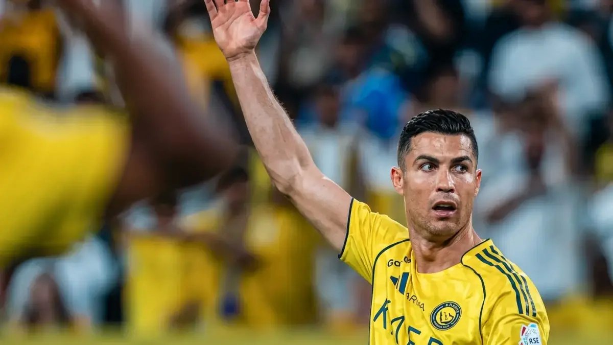 صادم: رونالدو يكشف الرقم الحقيقي... مفاجأة لمشوار الـ 1000 هدف بعد تدقيق دقيق!