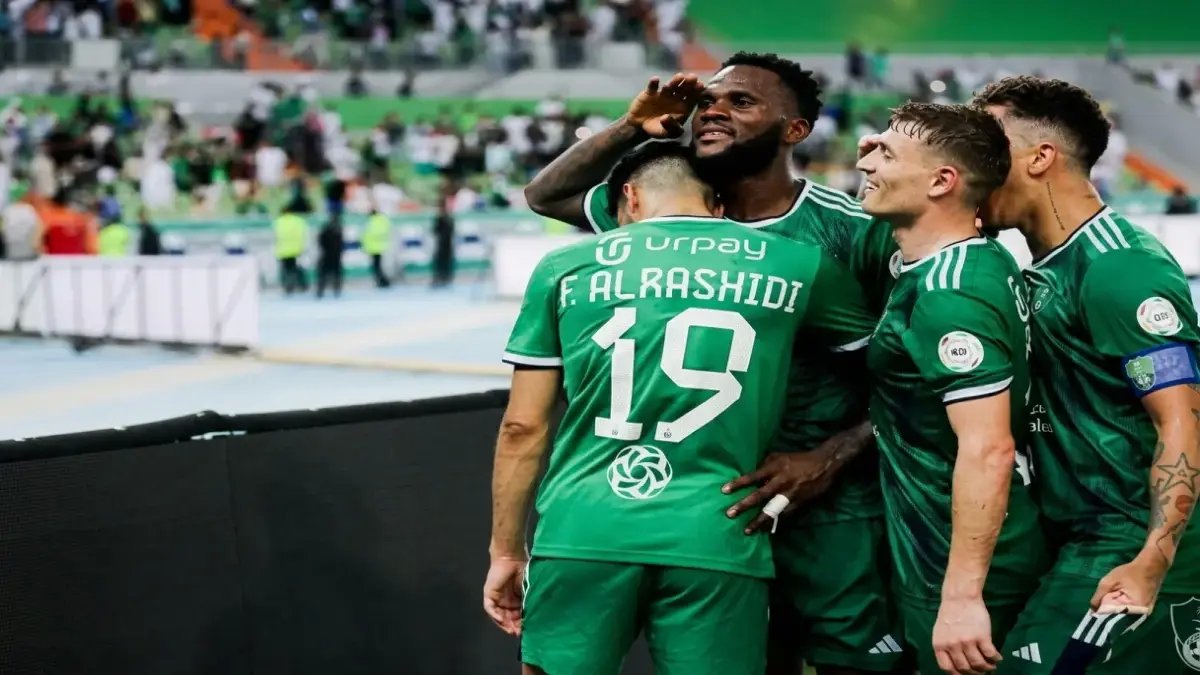 حصرياً: القنوات المفتاحية لمباراة الأهلي والنهائي الناري مع البلوشي - كل التفاصيل وموعد الصافرة