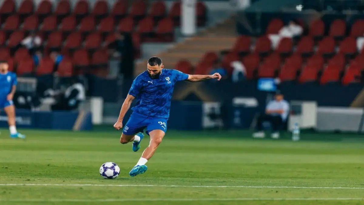 عاجل: الهلال يستعد لثورة صيفية صادمة… الاستغناء عن 3 أجانب - مفاجأة بنزيما وتقييم الثنائي المخيف