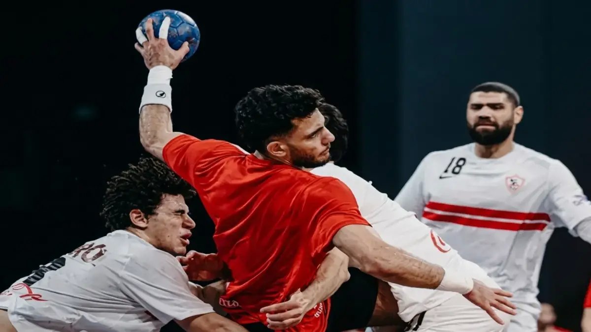 عاجل: الأهلي يسحق الزمالك... و قرار اتحاد الكرة الصاعق يغير قواعد اللعب في دوري اليد!