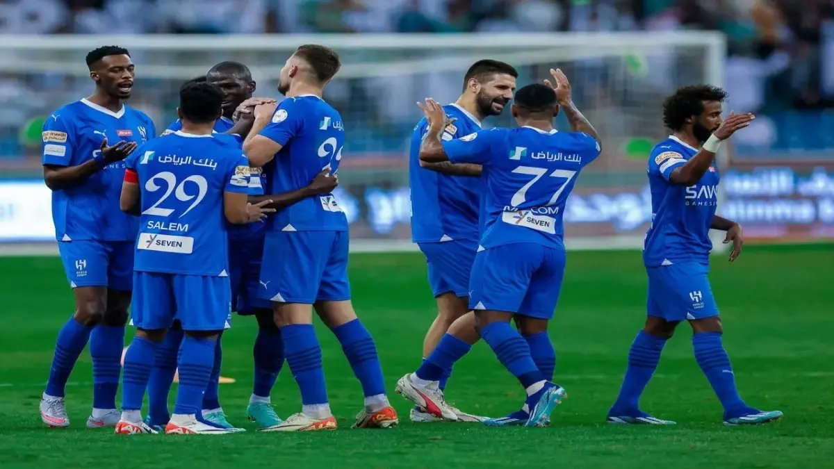 لحظة تاريخية: الأمير محمد بن فيصل يفتح خطاب الفريقين ويرسل تحية نارية للأهلي بعد الفوز القاري المثير