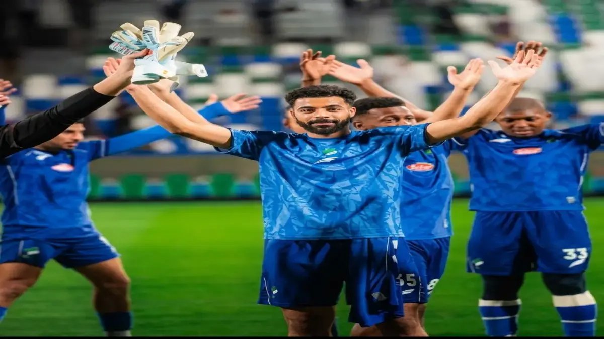 صاعقة: ليفربول يطيح بكريستال بالاس 3-1 ويقفز للمركز الرابع.. وهداف فيرتز ينقذ الكومباكت في الدقيقة 96!