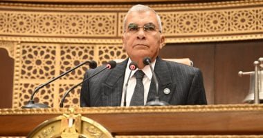 بدء الجلسة العامة للشيوخ لمناقشة المراهنات الرياضية والاستعداد لأولمبياد 2028