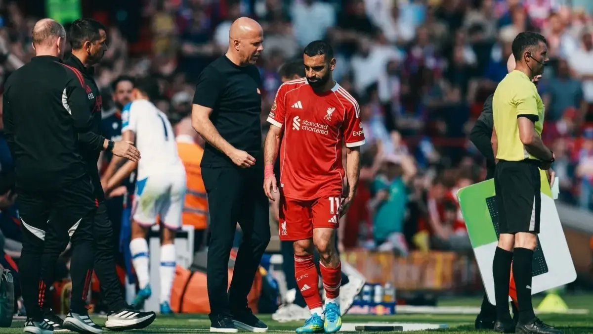 عاجل: أسطورة ليفربول يكشف السر المرعب.. إصابة صلاح قد تحرمه من التوديع الأخير!