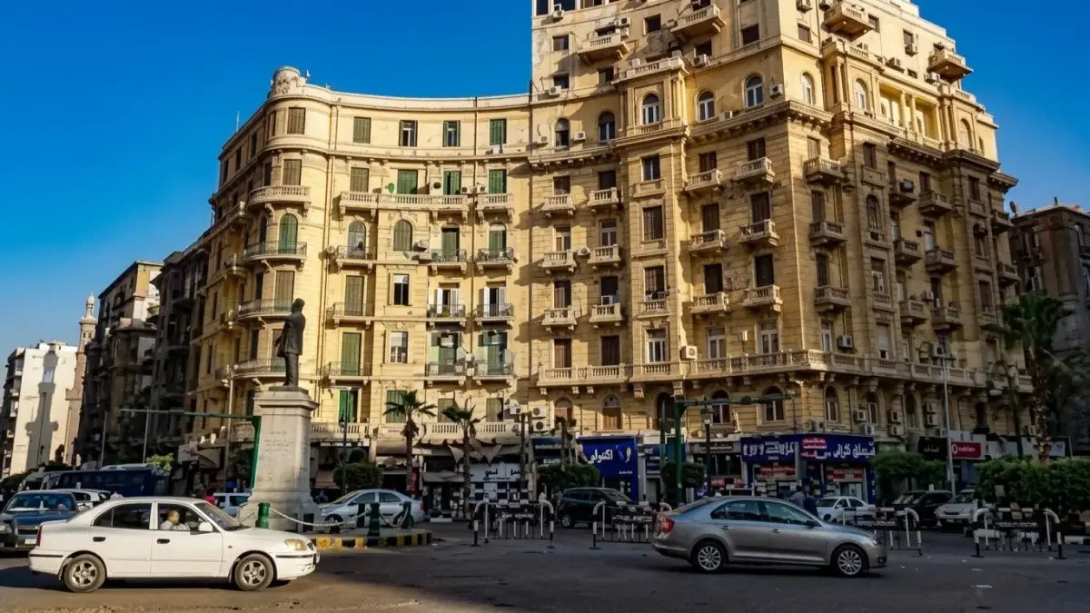 صادم: قانون جديد يرفع إيجاراتك 15% سنوياً.. كيف تحول 250 جنيه إلى 1000 في 7 سنوات؟