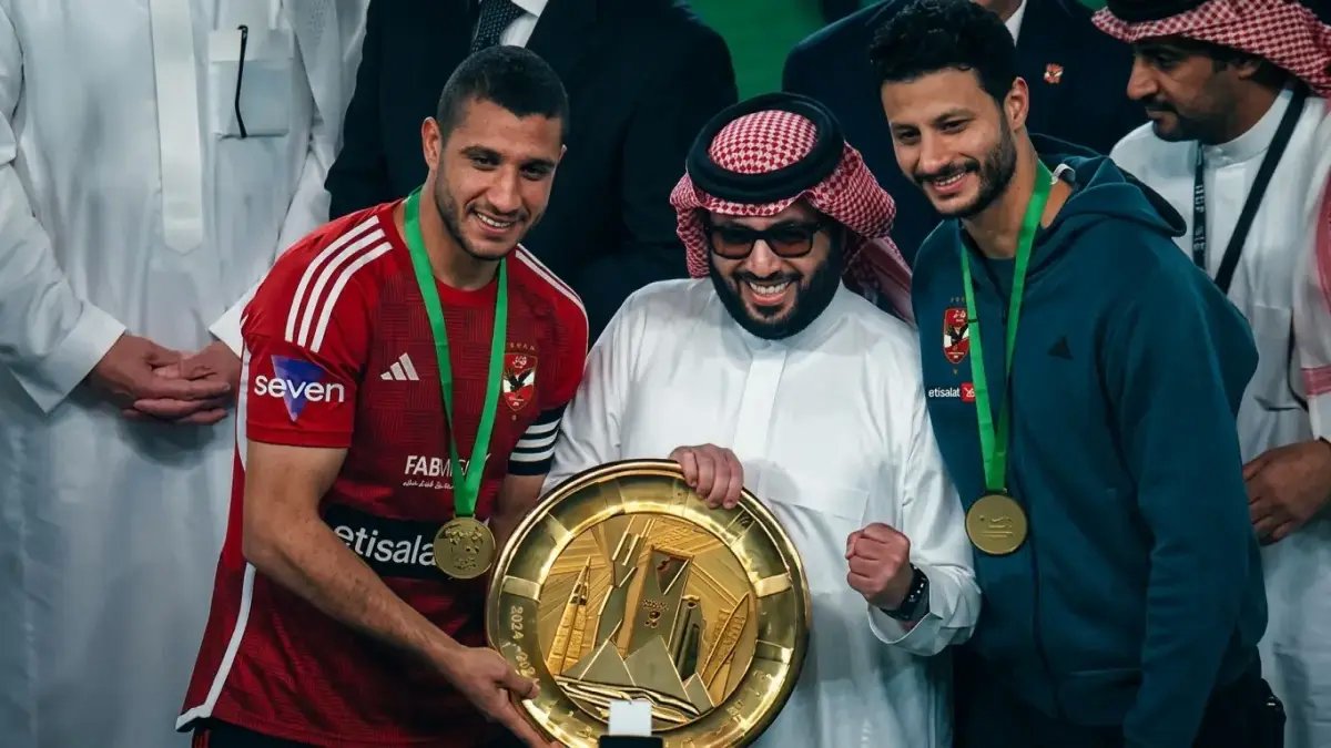 حصري: الأهلي يُعيد الزمن ويقلب الطاولة على المصري… هدفان في 5 دقائق تهز 27 أبريل 1945!