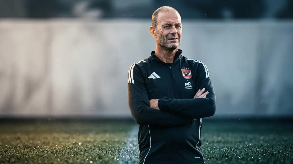 مصدر مطلع يكشف قرار توروب الخطير: الخماسي المهدد بالغياب يقود الأهلي في معركة بيراميدز!