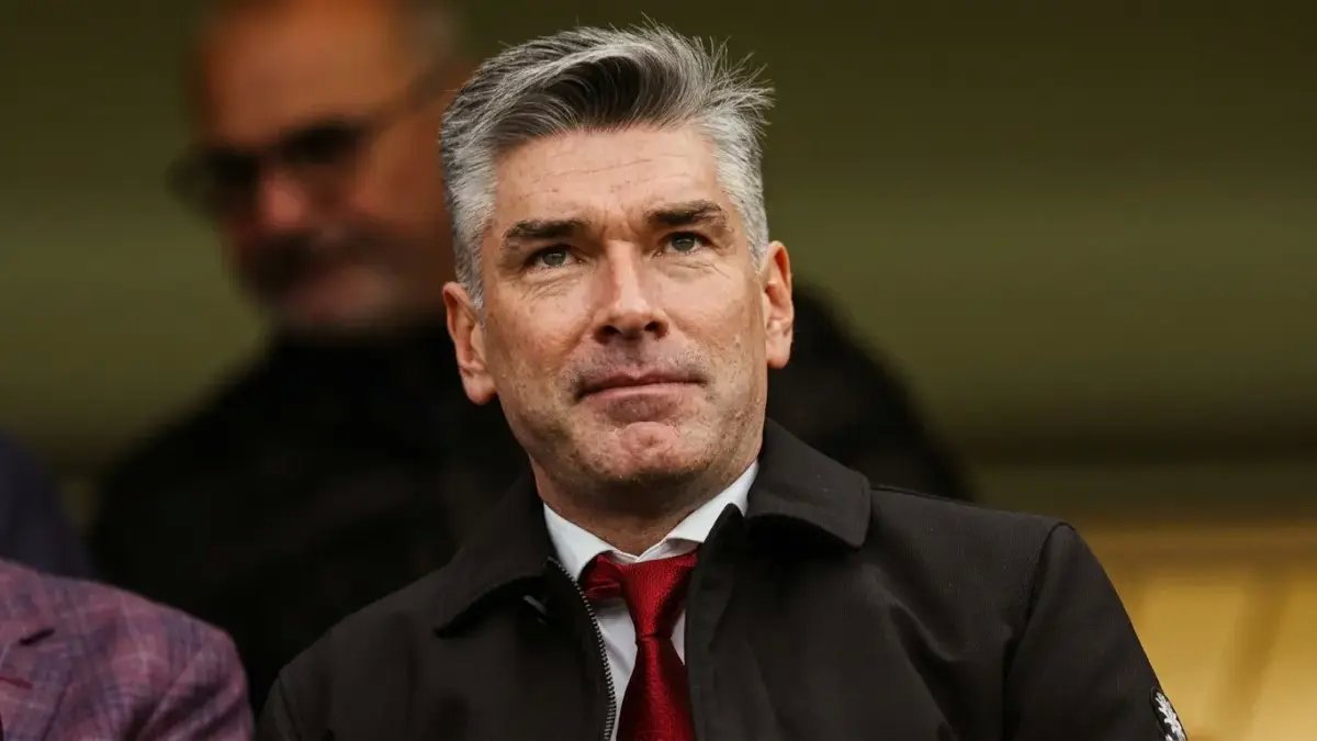 مفاجأة نارية: ريتشارد هيوز يطالب بـ6 مساعدين للهلال… مفاوضات متقدمة واتفاق مبدئي يكشف خطة الوليد بن طلال لإعادة الهيبة!