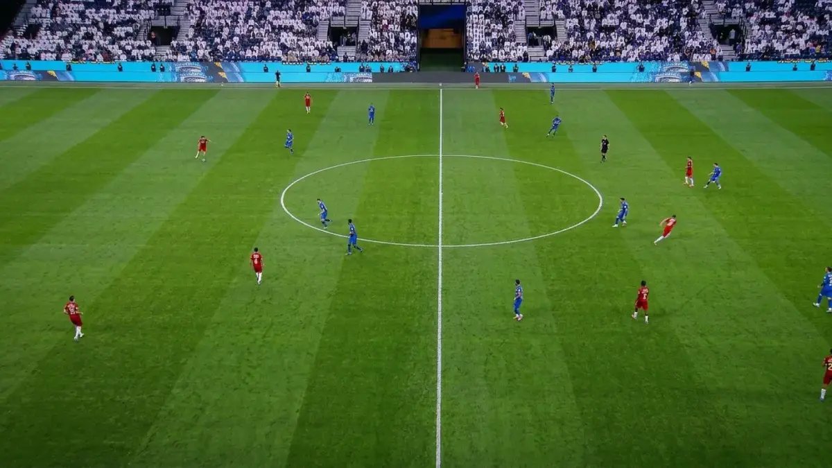 عاجل: الخبير التحكيمي يكشف السبب الخطير لعدم احتساب ركلة جزاء لضمك ضد بونو في لقاء الهلال