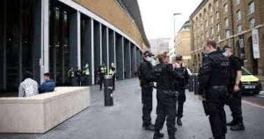 الشرطة البريطانية: نتعامل مع حادث الطعن فى لندن كـ"عمل إرهابي"