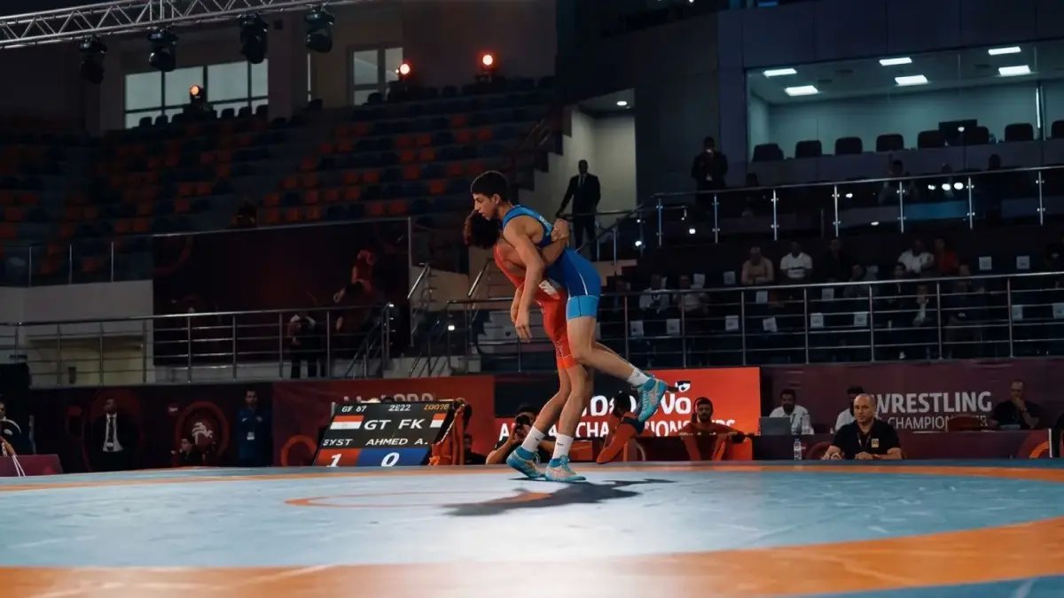 عاجل: مصارع مصري يخدع منافسه التونسي بأسلوب صادم.. ويتوج بذهبية أفريقيا للمرة الثانية!