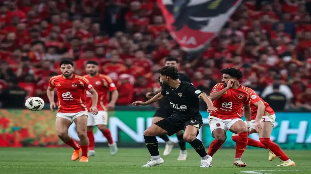 عادل: الزمالك يرد الإحسان بـ 25 مقعداً للأهلي في المقصورة… ماذا قالت جماهير الكلوب عن المعاملة بالمثل؟