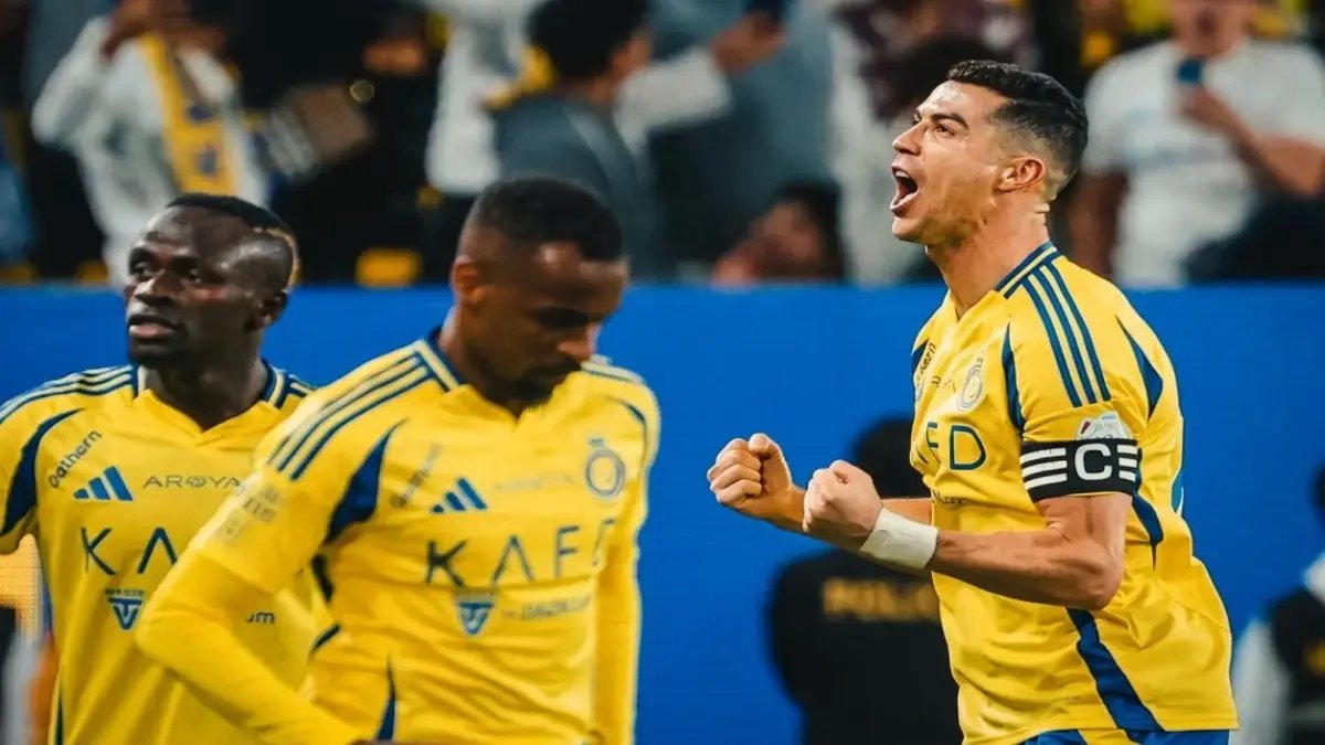 عاجل: النصر يسحق الأهلي في قمة روشن! شاهد الملعب يتفجر بعد الثنائية القاتلة.. هل انتهى التنافس؟