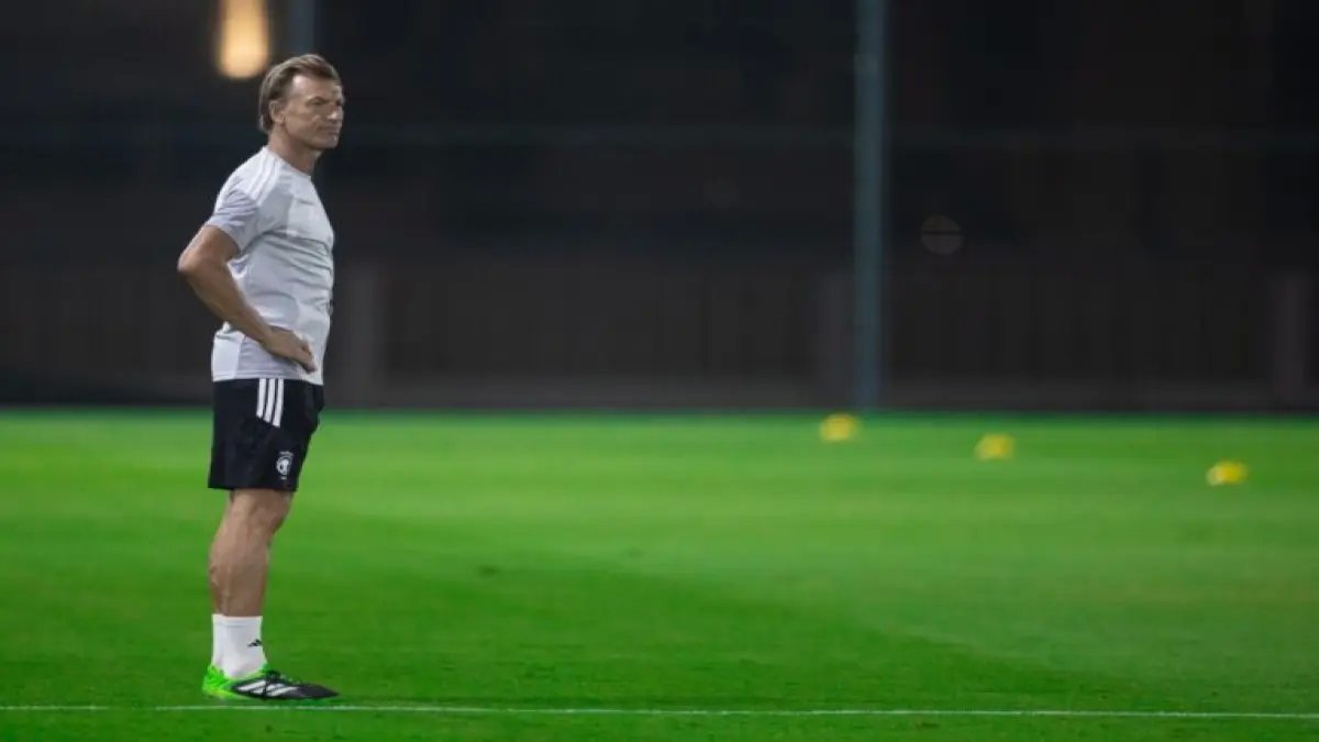 ماذا حدث؟ جماهير النصر تهزّ الملعب بتصرف صادم تجاه الأهلي.. هتافات تُذكر بظروف تاريخية قبل لقاء الساعة 9 مساءً