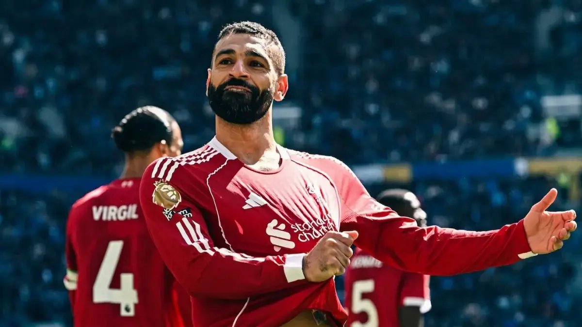 عاجل: ليفربول يطمئن جماهيره… محمد صلاح يعود قبل الرحيل! الصيف يقرر مصير الأسطورة المصريّة